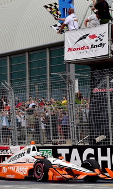 Newgarden races to second Toronto IndyCar win in 3 years